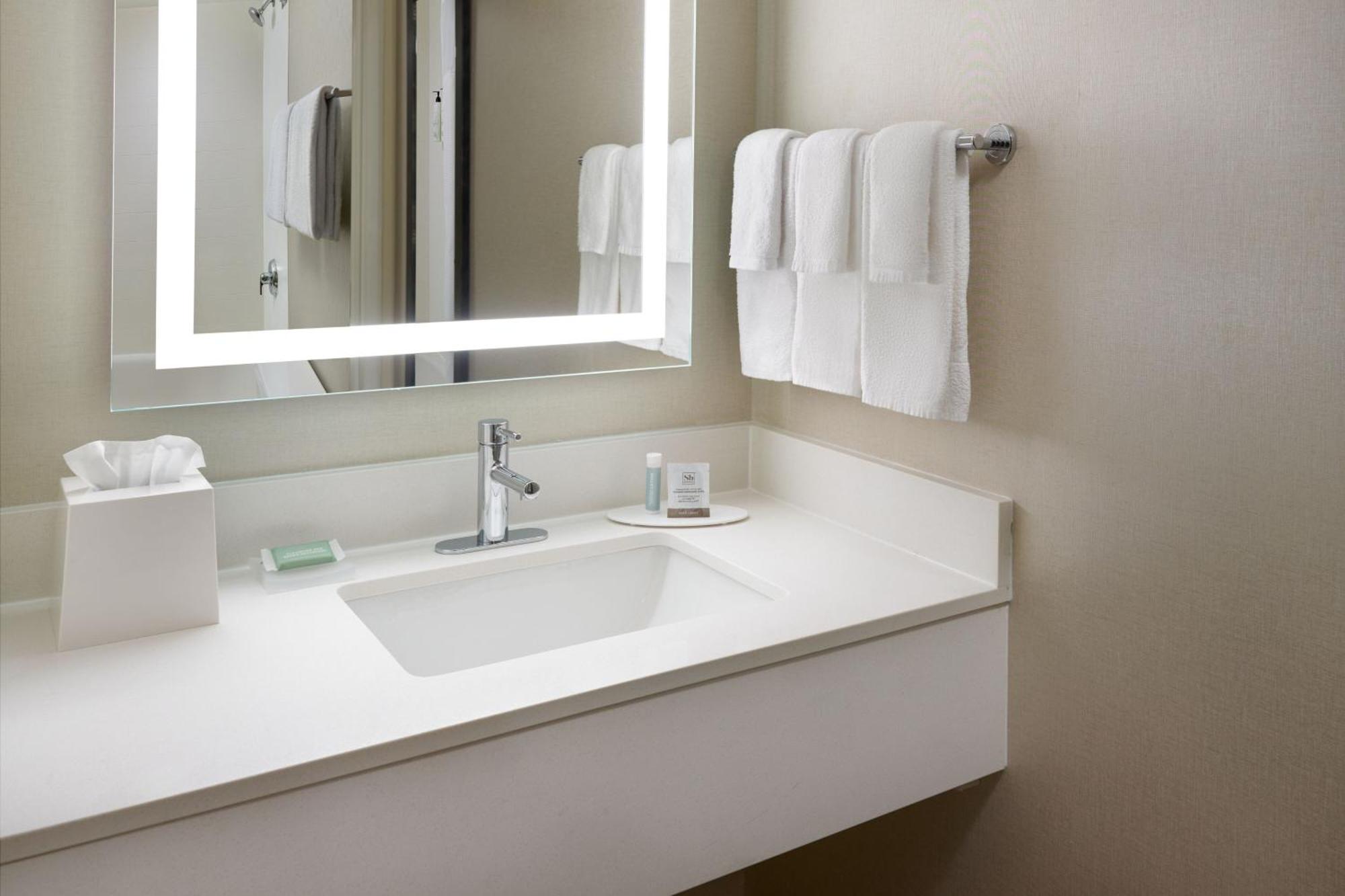 Springhill Suites Charlotte University Research Park מראה חיצוני תמונה