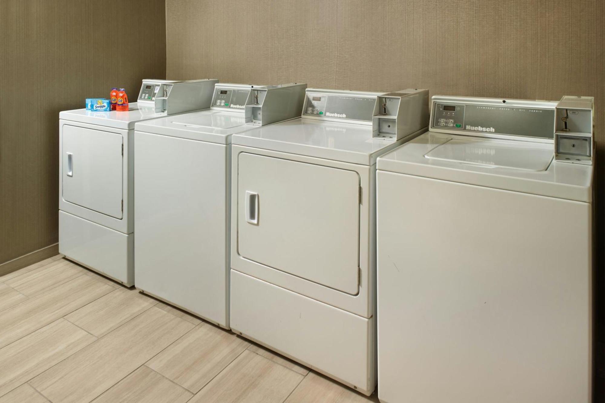 Springhill Suites Charlotte University Research Park מראה חיצוני תמונה